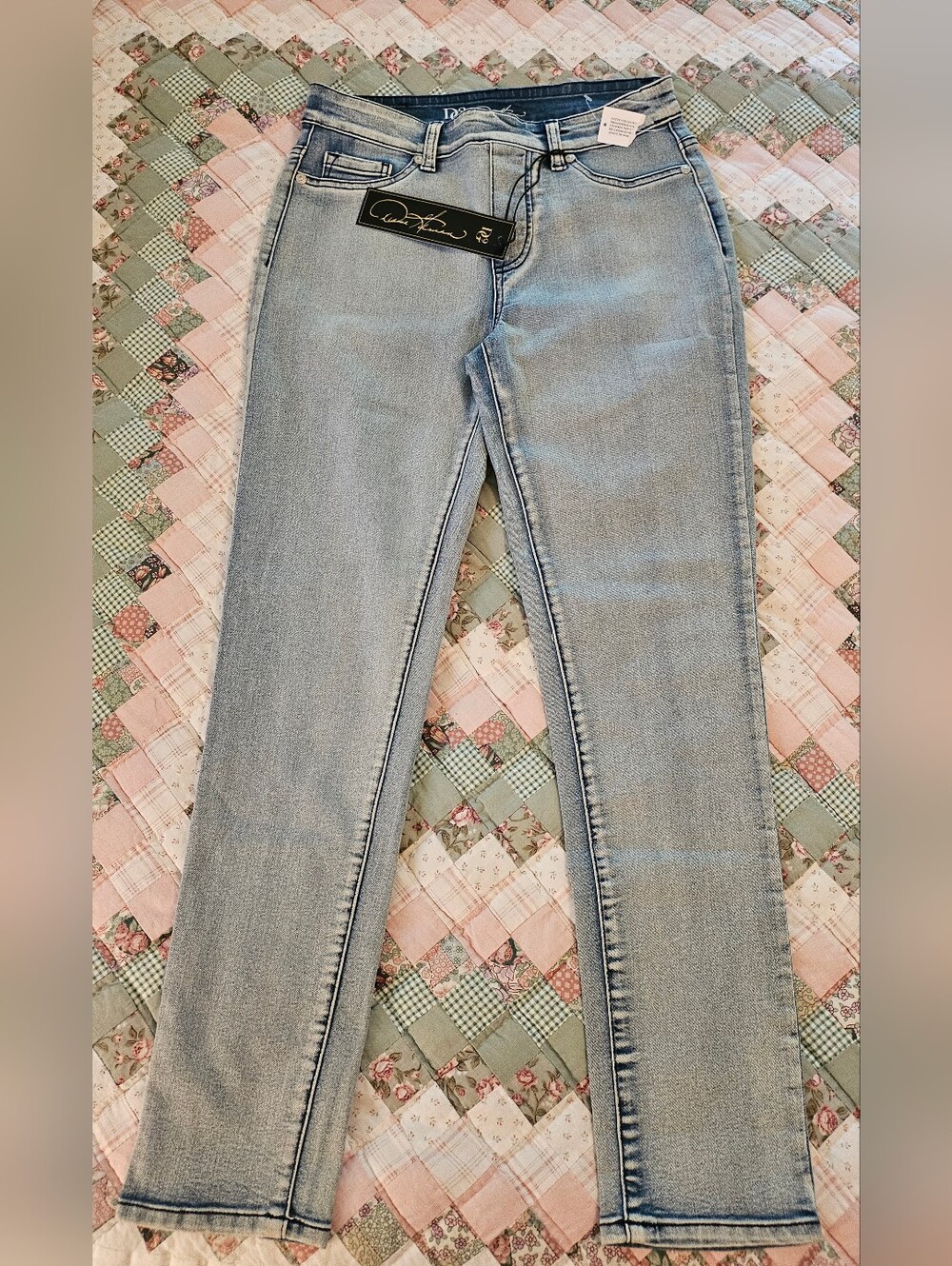 DG2 by Diane Gilman Pull-Up Jegging-Stonewashed- Size S